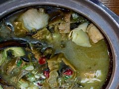 -周鱼小馆石锅酸菜鱼(活力汇店)