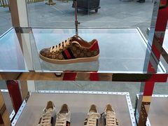 -Gucci(首创奥特莱斯店)