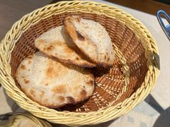 -忆江南·金鹏船宴