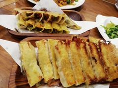 -宣海荣锅贴大王·陕味小吃集(钟楼店)
