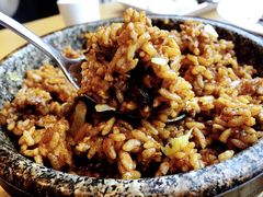 峨嵋石锅炒饭-峨嵋小镇·川菜(勒泰中心店)