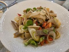 -汗腾格里·风味餐厅(新疆驻京办店)