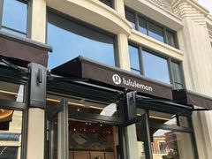 -lululemon(比斯特购物村店)