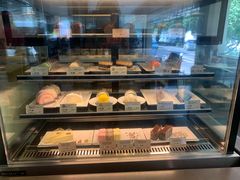 面包甜点陈列柜-麦当劳(东方时代广场分店)