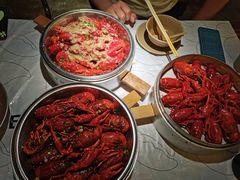 -巴厘龙虾·榜首油焖大虾(音乐学院·沿江酒馆店)