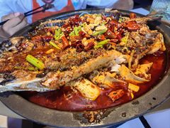 -鸣记脆皮烤鱼·海鲜烤鱼(三八广场店)