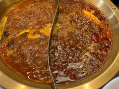 -小天鹅火锅·一线江景洪鼎旗舰店(洪崖洞店)
