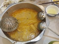 -老何家后安粉·糟粕醋海鲜火锅(三亚湾椰梦长廊店)