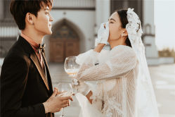 -巴黎恋人婚纱摄影(东莞总店)