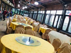 大堂-鲤鱼塘农家山庄