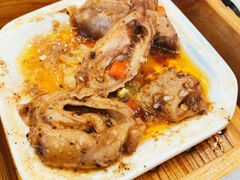 黑椒肥肠-皇马假日醉海南大酒店·假日一品派茶楼(秀英店)