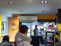 -BHC炸鸡(明洞总店)
