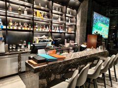 -星河吉酒店-BOND大堂吧·咖啡·简餐
