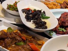 -巴特餐饮6加1音乐餐吧·新疆菜