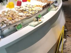 自助取餐区-亚洲国际大酒店·云顶阁旋转自助餐厅