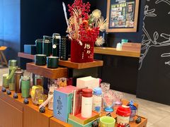 -星巴克臻选(青岛金狮广场店)