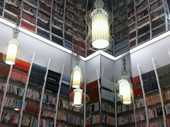 -钟书阁(松江泰晤士小镇店)