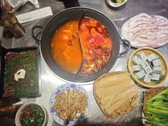 -朱光玉火锅馆(小寨原力场店)