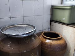 醋缸-正宗杨记普洱酸醋米线(总店)
