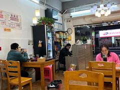 -正宗普宁豆干坊·洪记砂锅粥(红领巾路店)