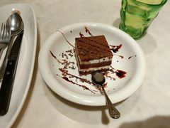 -绿茵阁(体育西分店)