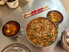 -正宗杨记普洱酸醋米线(总店)