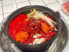 -扎起市井老火锅(乐山总店)