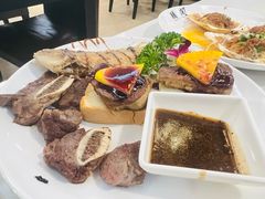 -腾阁自助餐厅(朝林广场店)