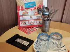 -必胜客(璞丽中心店)