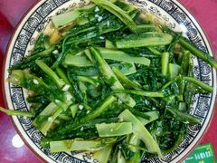 -乡土特色.冷锅鱼.牦牛肉汤锅