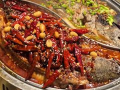 -令狐冲·炭烤活鱼(宝龙店)