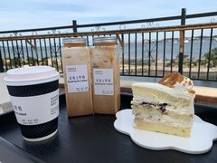 红丝绒牛奶-莫内艺术岛海景咖啡