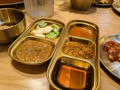 蘸料小菜-闻老头·菊花炭烤肉(D11店)