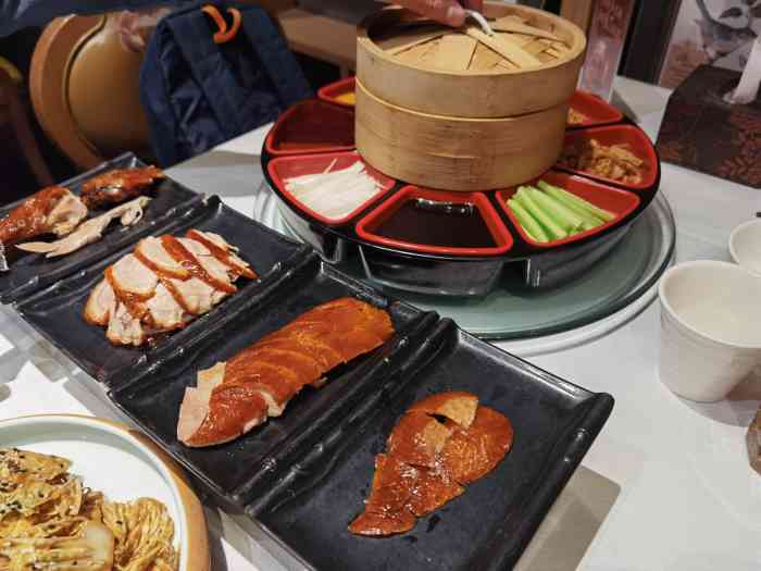 羲和雅苑烤鸭坊(丰台万达店)-"和家人一起过来,适合家人团聚,适合老人