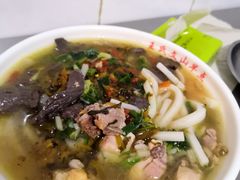 -文山荷鲜居(翠湖店)