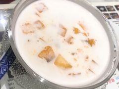 -广信牛奶甜品世家(台东店)