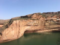 -波浪谷