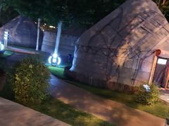 -九十九顶毡房(阜石路店)