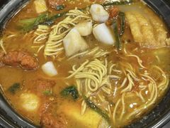 -锅神麻辣烫