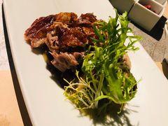 -穹六人间 people 6(岳阳路店)