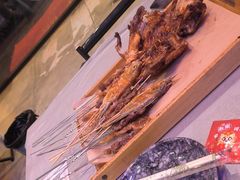 -夜火烤摊·东北烧烤酒场·老杨小黄鱼
