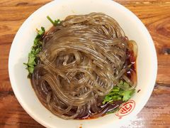 -万记麻辣烫国展总店