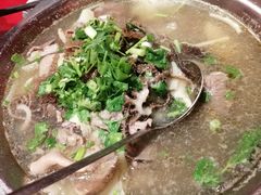 -谢老五跷脚牛肉·非遗传承店
