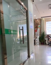 -苗医生0感祛痘连锁