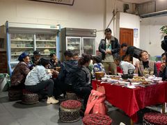等位区-老丽江餐馆(丽江华都商贸城店)