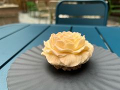 La Fleur 花·漾-潮一不贰·法式甜品·生日蛋糕·西式简餐(外滩店)
