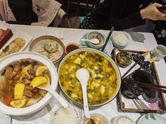 -江城小馆陕南妈妈菜·全球旅行餐厅(钟楼店)