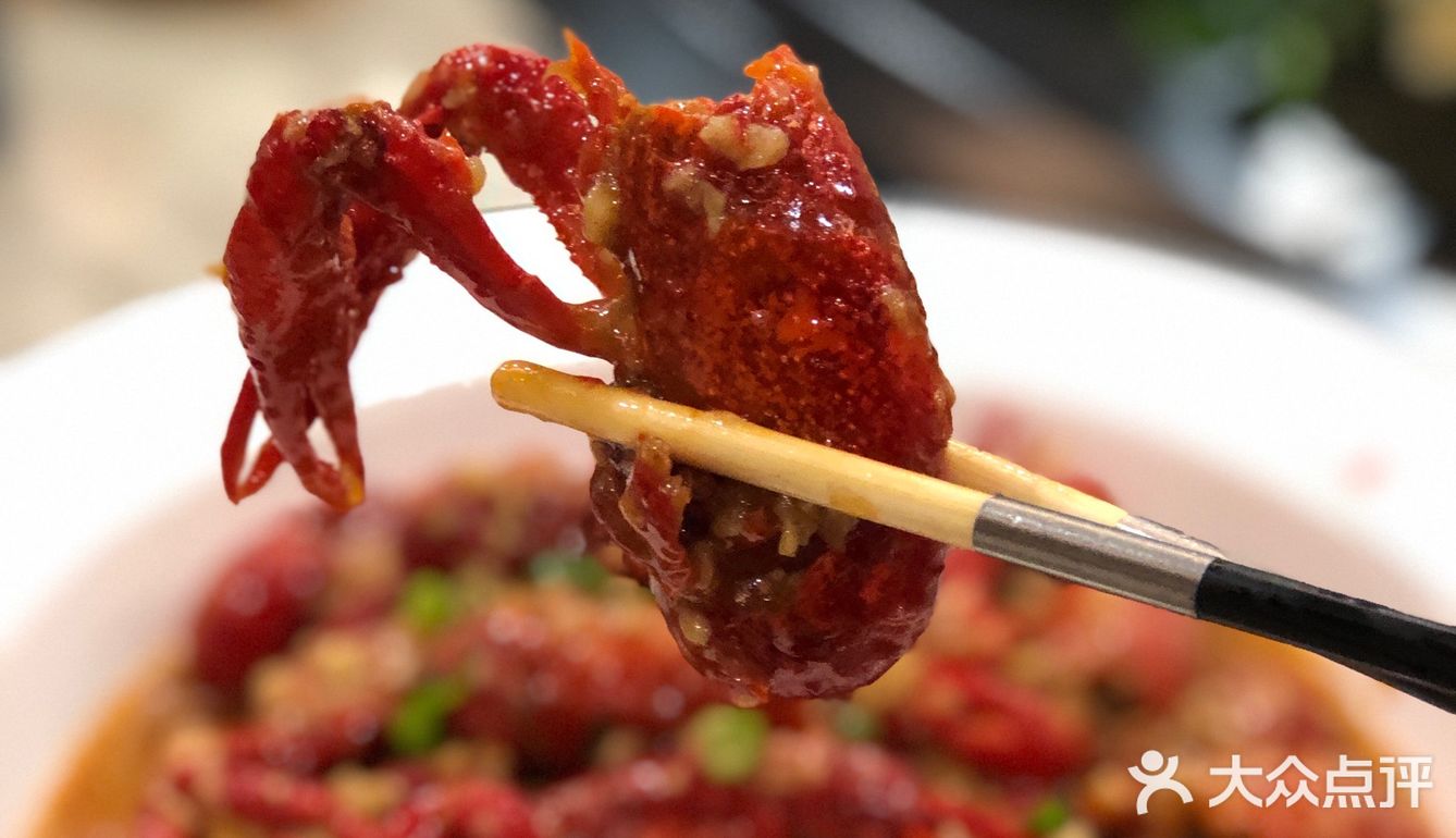 地方超大，环境更好，大包间提升档次，聚会请客都有面子