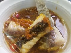 脆肉鲩鱼腩-正能量脆肉鲩火锅