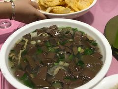 -侬佳蒸菜馆(听潮店)